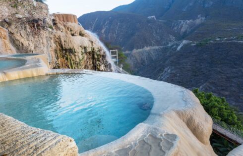 Les sources chaudes naturelles de ce canyon mexicain sont une oasis vraiment surréaliste et apaisante