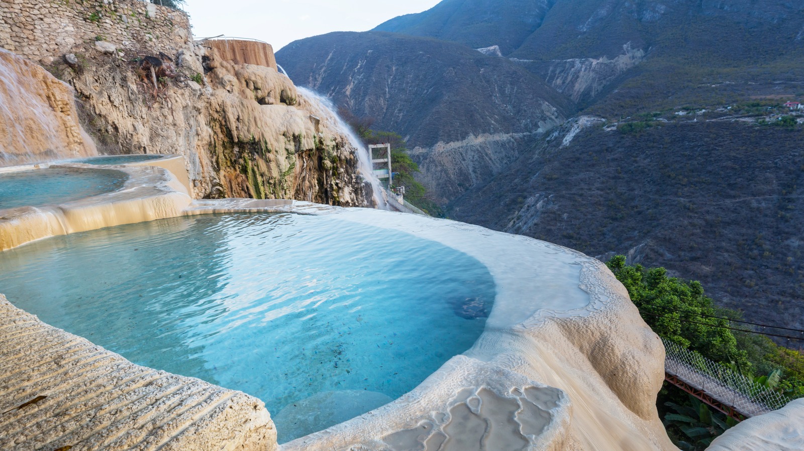 Les sources chaudes naturelles de ce canyon mexicain sont une oasis vraiment surréaliste et apaisante