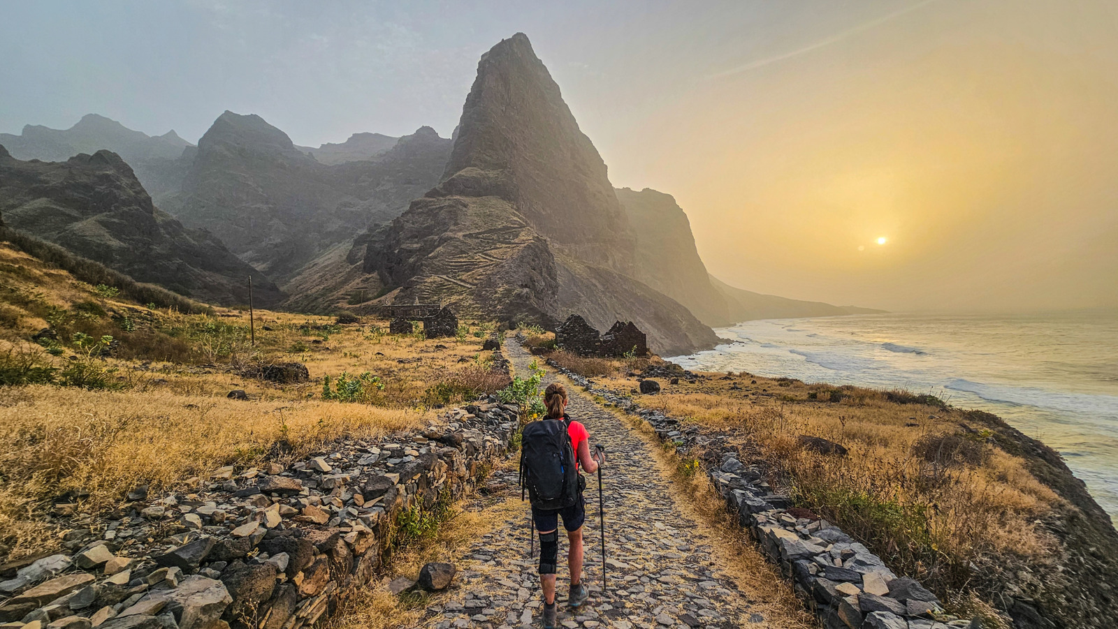 Échappez au froid pour les volcans, les plages et la plongée en apnée dans ces îles africaines