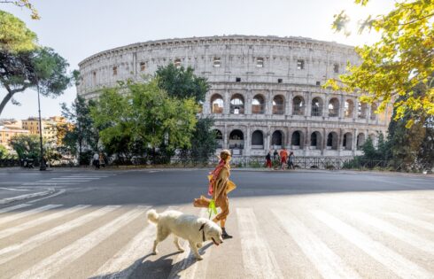 Le service gratuit sain qui vous permet d'amener votre chien lors de la visite des musées en Italie