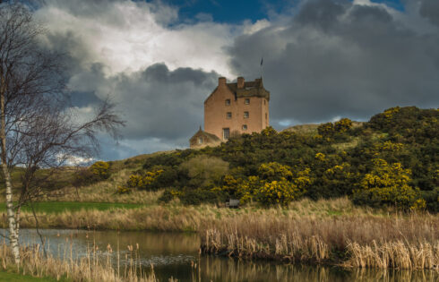 L'un des hébergements les plus luxueux d'Écosse est un glorieux château du XVIe siècle débordant d'histoire