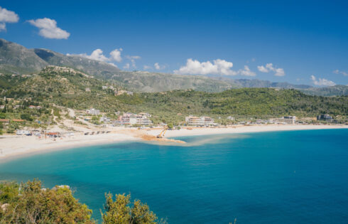 L'une des plages les moins fréquentées d'Europe est une beauté décontractée isolée en Albanie sous-estimée