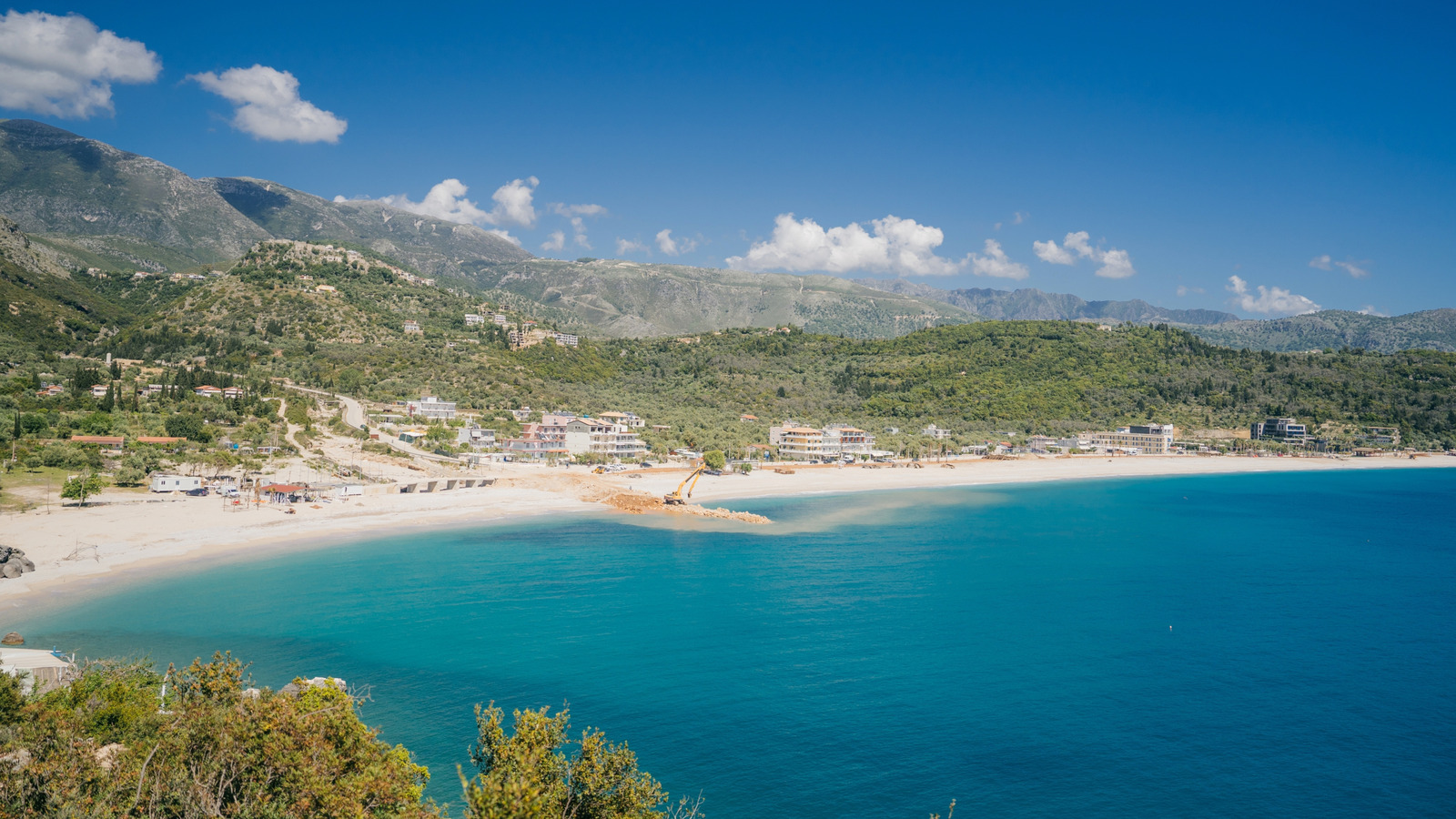 L'une des plages les moins fréquentées d'Europe est une beauté décontractée isolée en Albanie sous-estimée