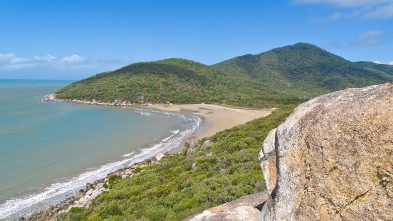 La côte de Cooktown dans la péninsule du Cape York, Queensland, Australie