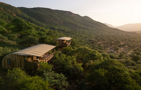 Le complexe glamping écologique tout compris d'Afrique du Sud propose un repas gastronomique sous les étoiles