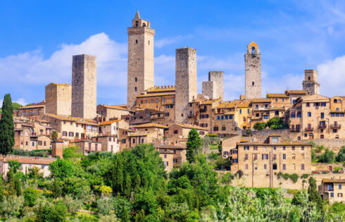 Rick Steves dit qu'un village italien est «la quintessence d'une ville de colline toscane», malgré son ambiance touristique