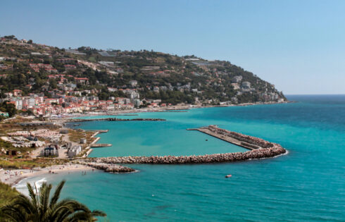 La ville balnéaire du plus secret le mieux gardé, qui est parfaite pour une escapade à Riviera italienne ensoleillée