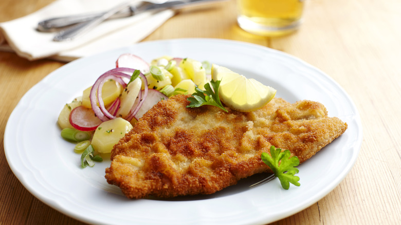 Wiener traditionnel d'Autriche Schnitzel