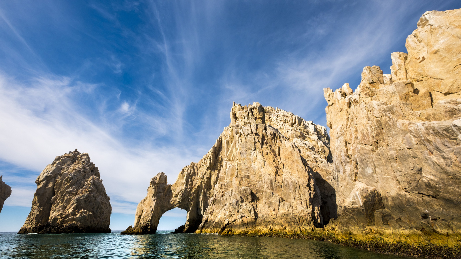 Le Los Cabos du Mexique est composé de deux villes balnéaires forestières avec des vibrations de vacances très différentes