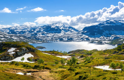 Le plus grand parc national de la Norvège est un paradis de montagne plein de cascades, de lacs et d'aventure sans fin