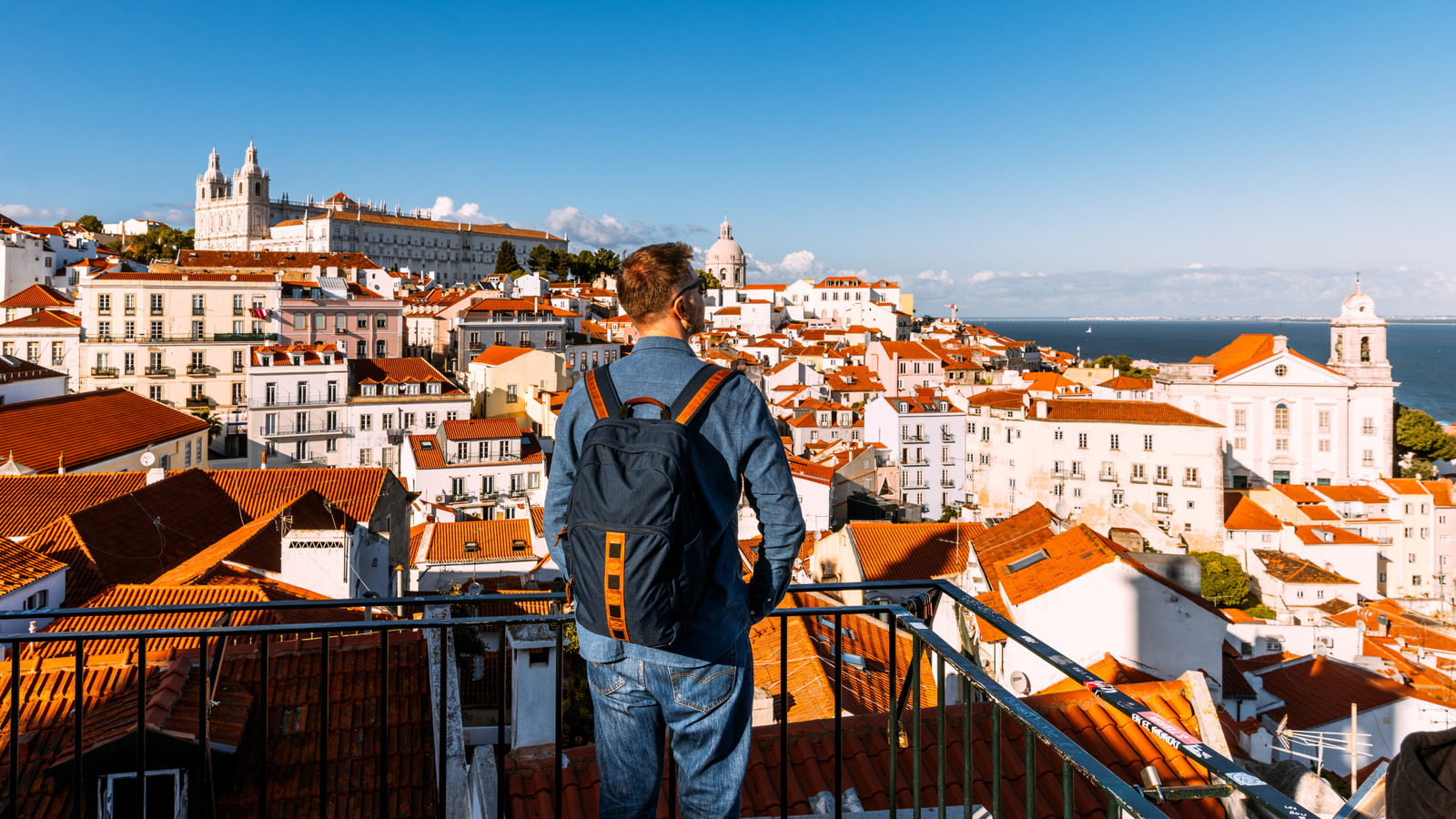 Rick Steves dit que tout voyage en Europe où il ne fait pas une chose est une expérience «plate»