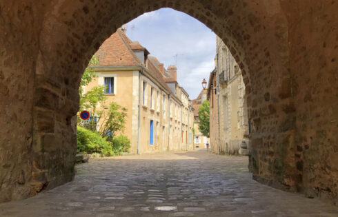 Le «Cotswolds of France» est une escapade à la campagne du livre de contes pleins de boutiques confortables et de plats savoureux