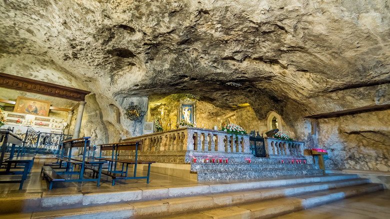 Grotte du sanctuaire de San Michele à Monte Sant'angelo