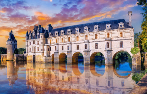 Le célèbre château de conte de fées de France est une évasion à couper le souffle avec des jardins, de l'art inestimable et une dégustation de vin