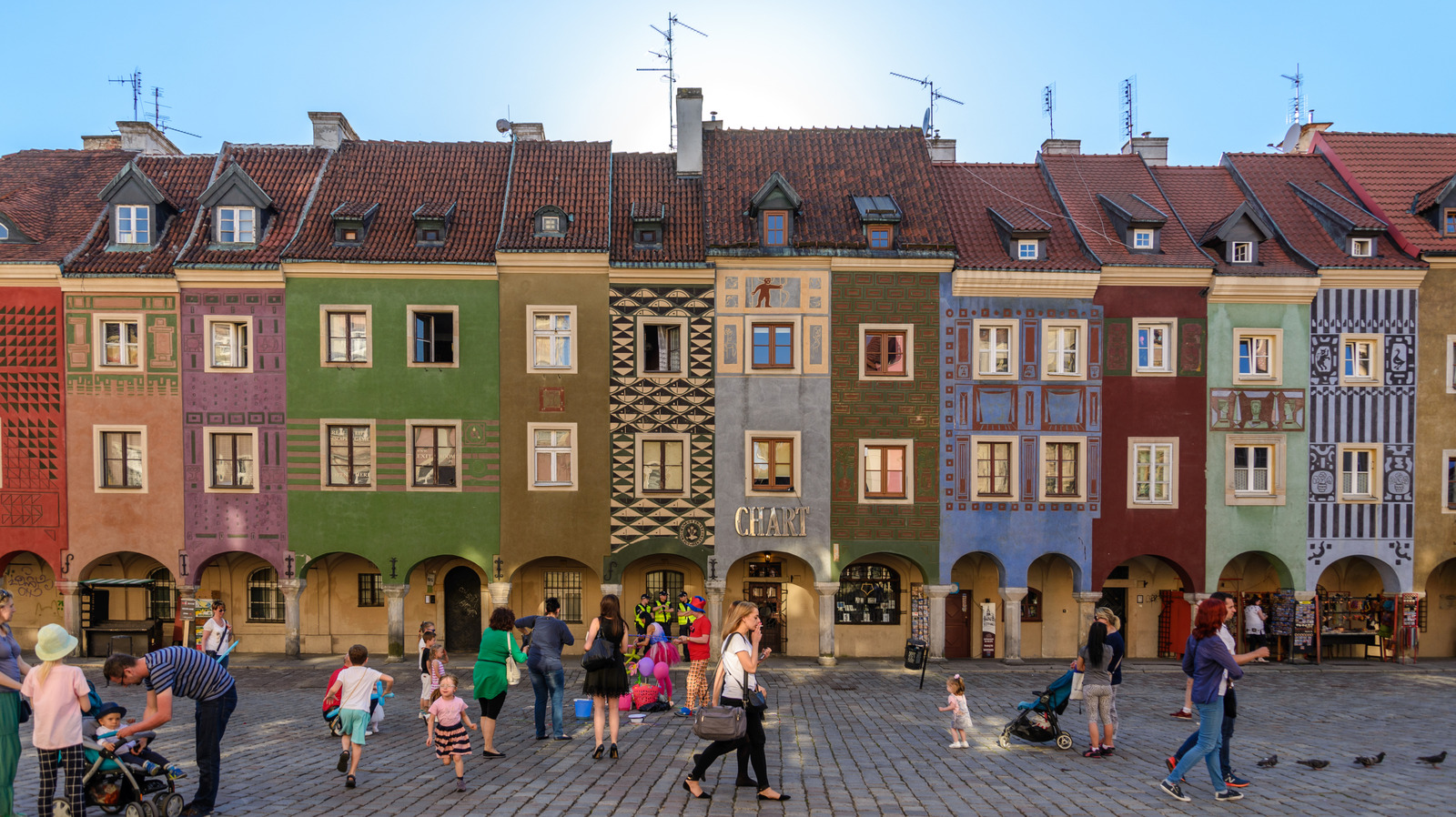 À mi-chemin entre Varsovie et Berlin est l'une des plus anciennes villes de la Pologne pleine de marchés, de châteaux et de cuisine