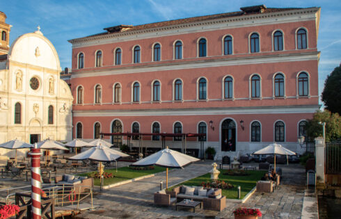 La retraite exclusive de l'île de Venise est ce luxueux complexe italien mélangeant une évasion et une accessibilité