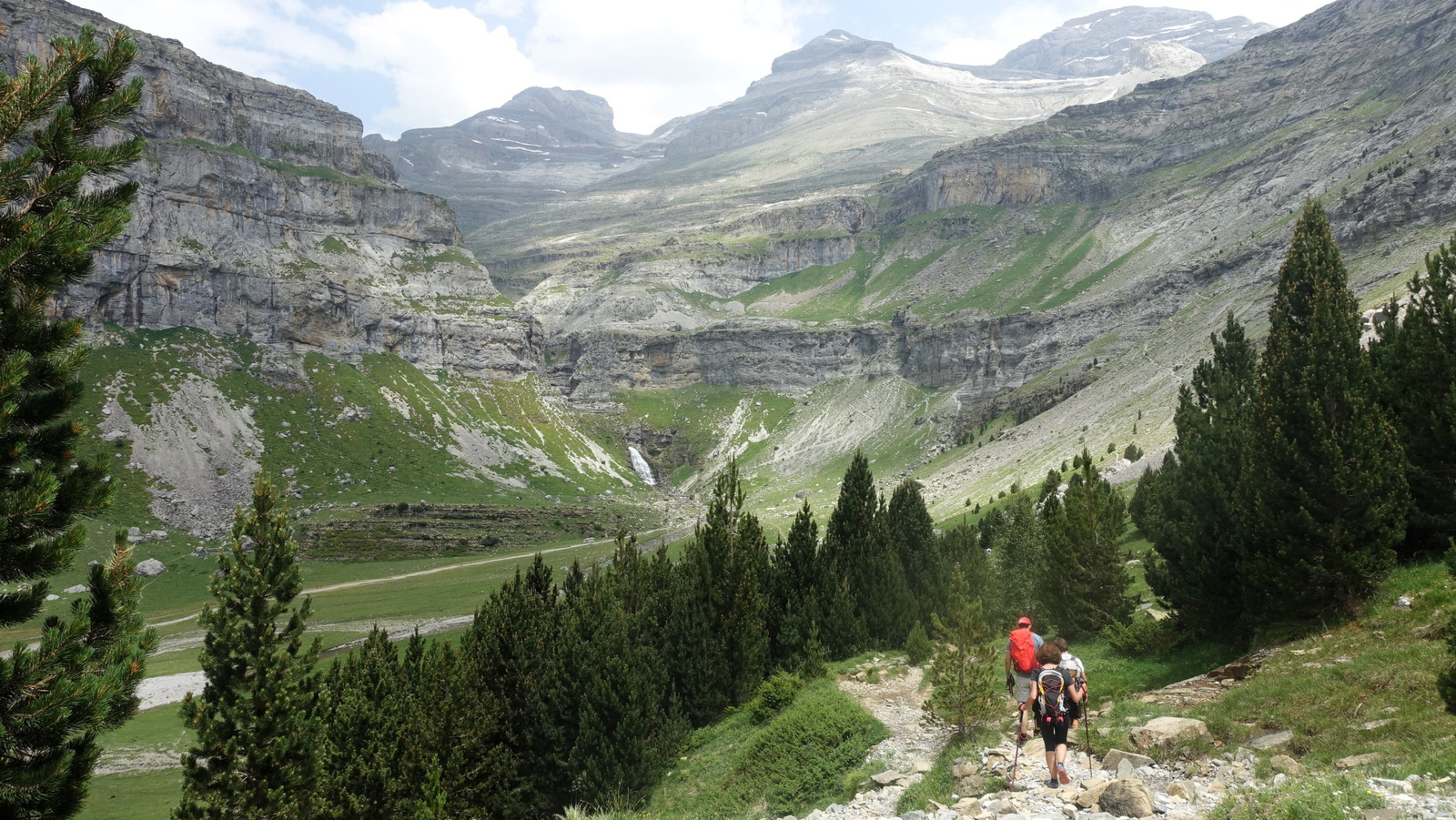 Le magnifique parc national de l'Espagne abrite des cascades à couper le souffle, des sentiers de randonnée et des vues de glacier