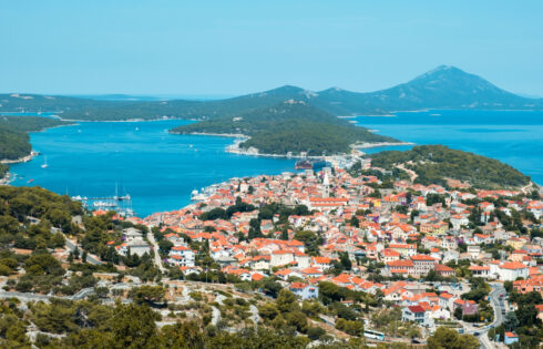 L'île sous-estimée de la Croatie a des hausses pittoresques, des mers cristallines et des spas rajeunissants
