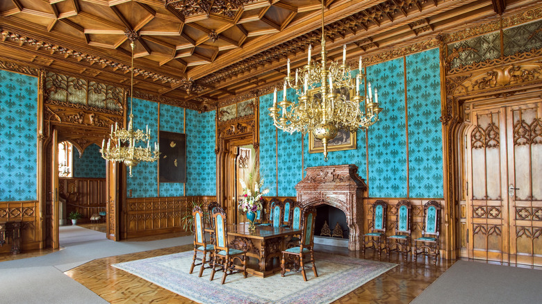 Les salles intérieures du château de Lednice à Lednice, en Tchéche