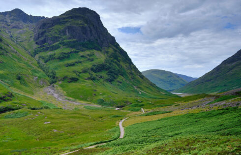 Rick Steves recommande cette destination écossaise hors du trail du touriste pour `` entendre des cornemuseurs à l'état sauvage ''