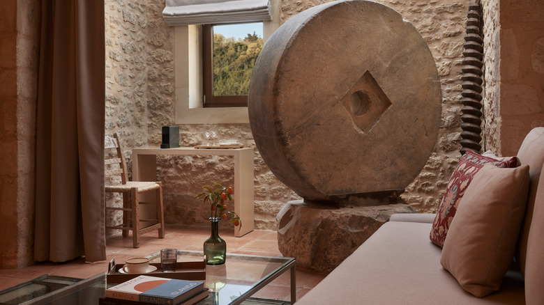 Un moulin à olive historique dans une suite d'hôtel