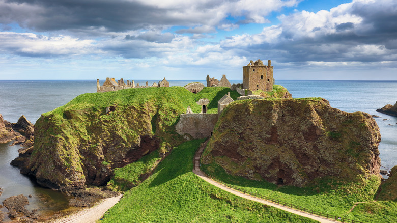 Dunnottar Castle ruine sur une falaise