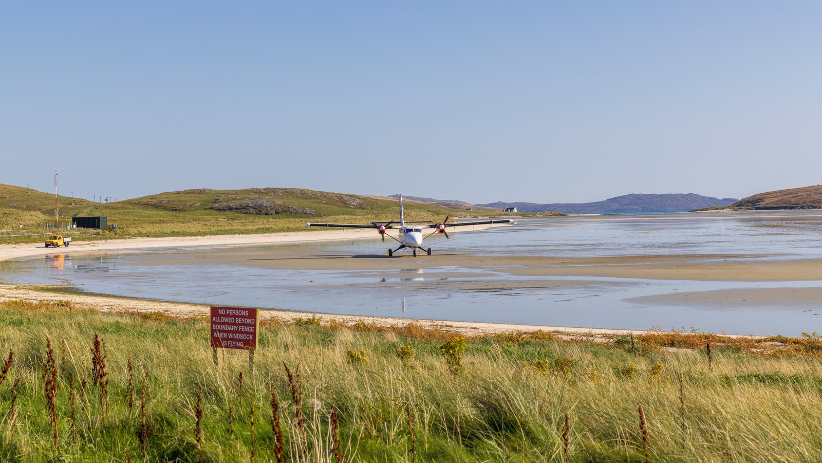L'aéroport Bizarre Beach d'Écosse est l'un des plus uniques du monde avec une piste disparaissant à High Tide