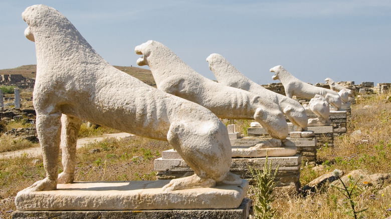Statues de lion sur l'île grecque de Delos