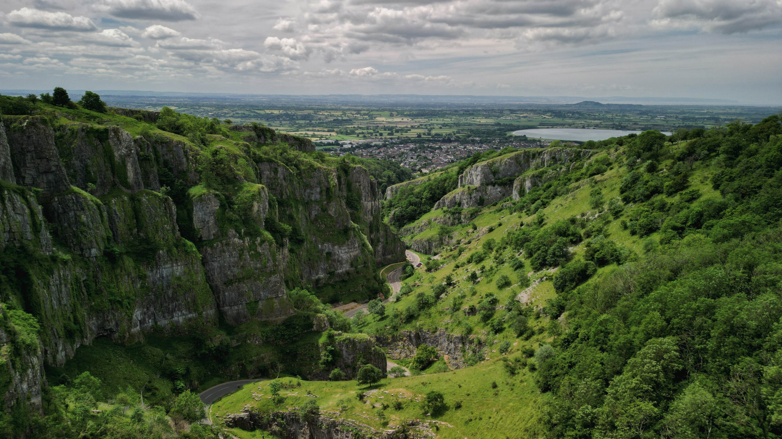 La plus grande gorge du Royaume-Uni est une destination anglaise extrêmement impressionnante pour les aventures en plein air