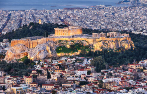 Rick Steves a appelé ce district d'Athènes, l'un de ses quartiers «swankier» avec un charme artistique unique
