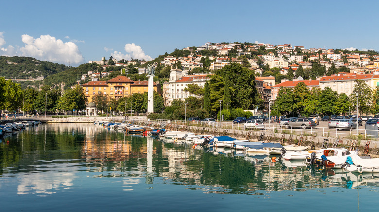 Le port de Old Rijeka en Croatie