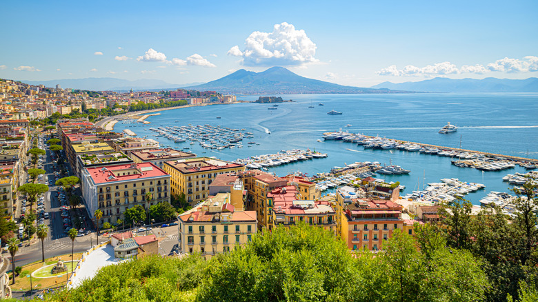 Voir sur Naples à Campania, Italie