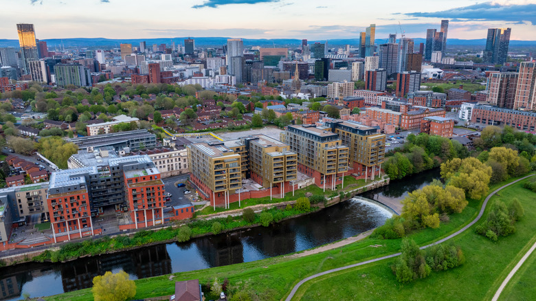 Une vue aérienne de Salford, Royaume-Uni