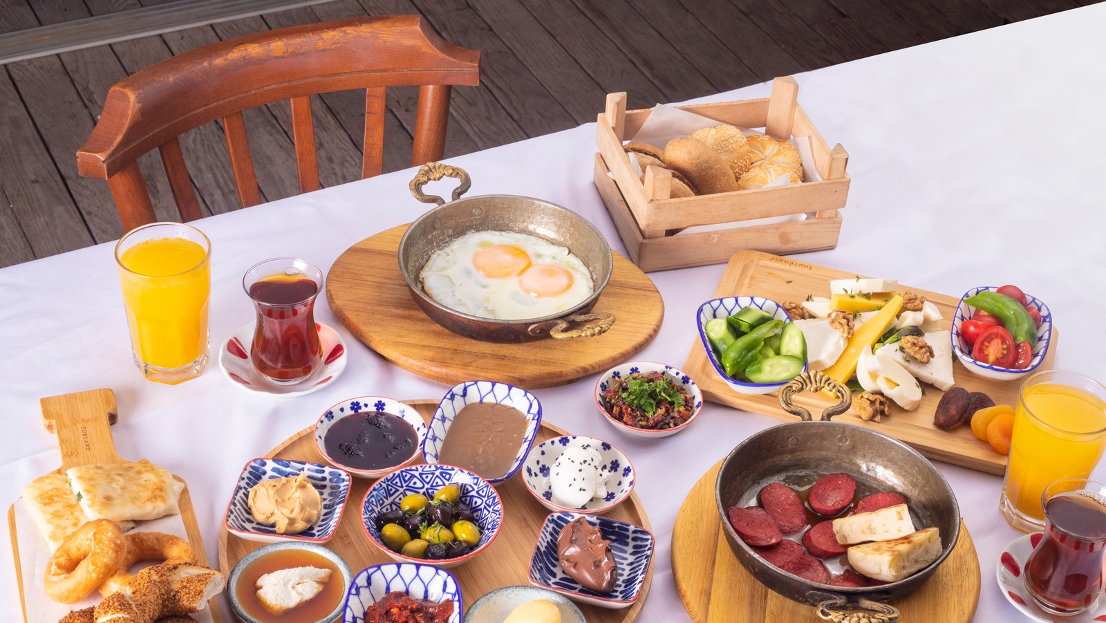 Cette ville de Turquie est légendaire comme la «capitale du petit-déjeuner du monde» pour les repas appétissants et élaborés