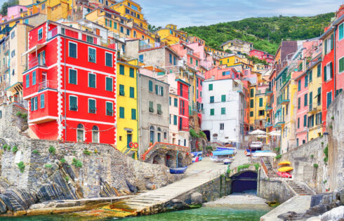 Le «joyau du sud» de Cinque Terre d'Italie est un village côtier sans effort à couper le souffle