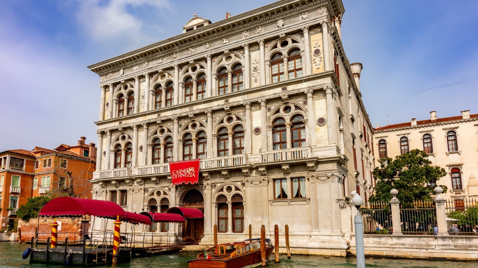Le plus ancien casino du monde est un joyau italien combinant du luxe, des jeux classiques et un charme historique