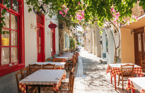 Rick Steves expose les signes révélateurs que vous avez trouvé un restaurant authentique en Europe