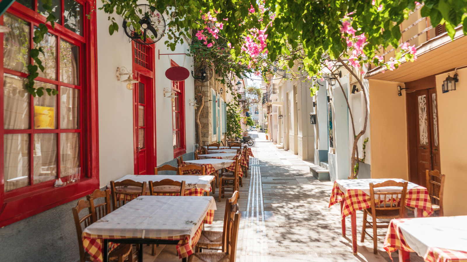 Rick Steves expose les signes révélateurs que vous avez trouvé un restaurant authentique en Europe