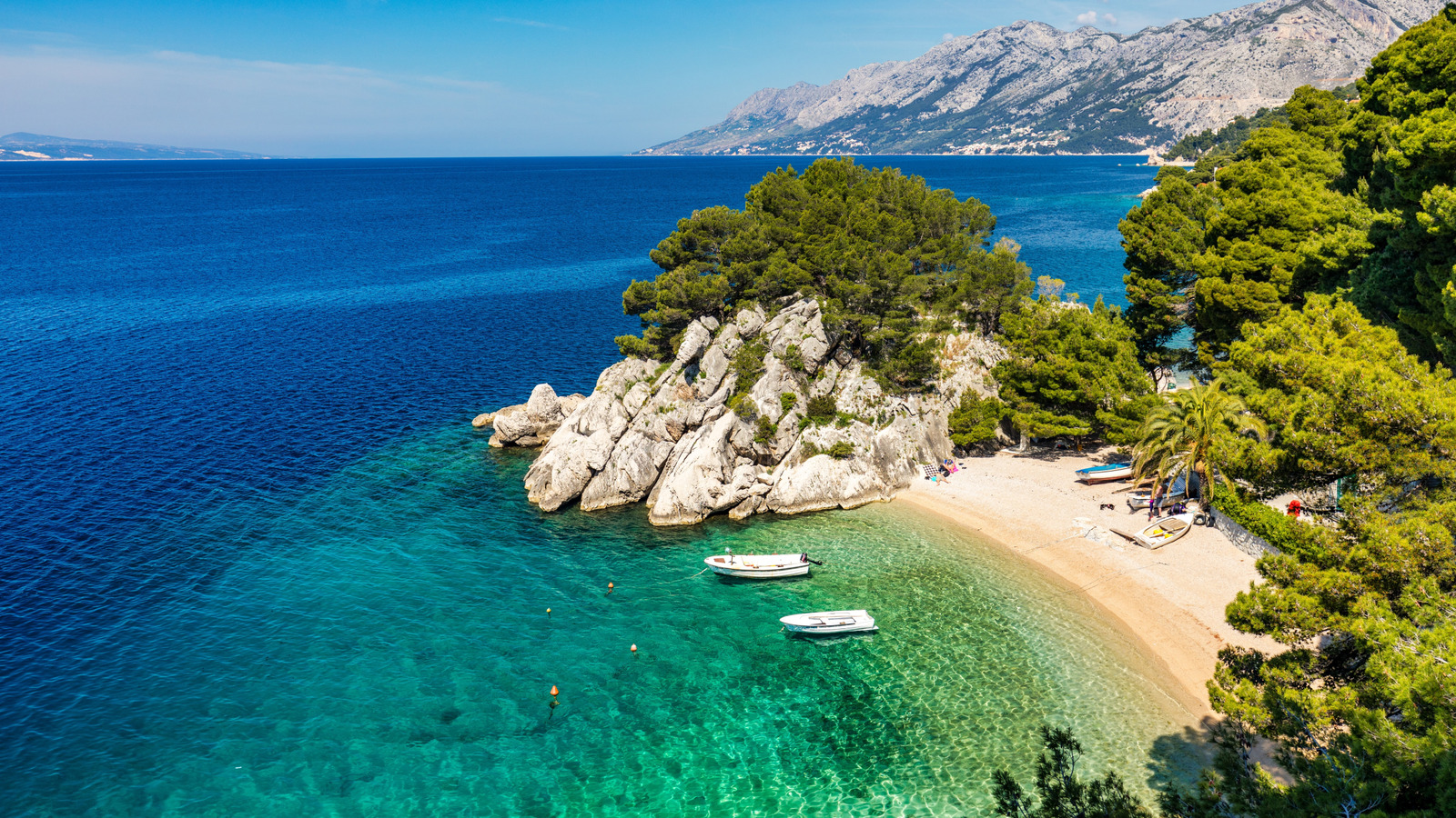 La Riviera de l'Europe, parfaite et sous le radar, avec des plages adriatiques vierges, est une magnifique escapade côtière