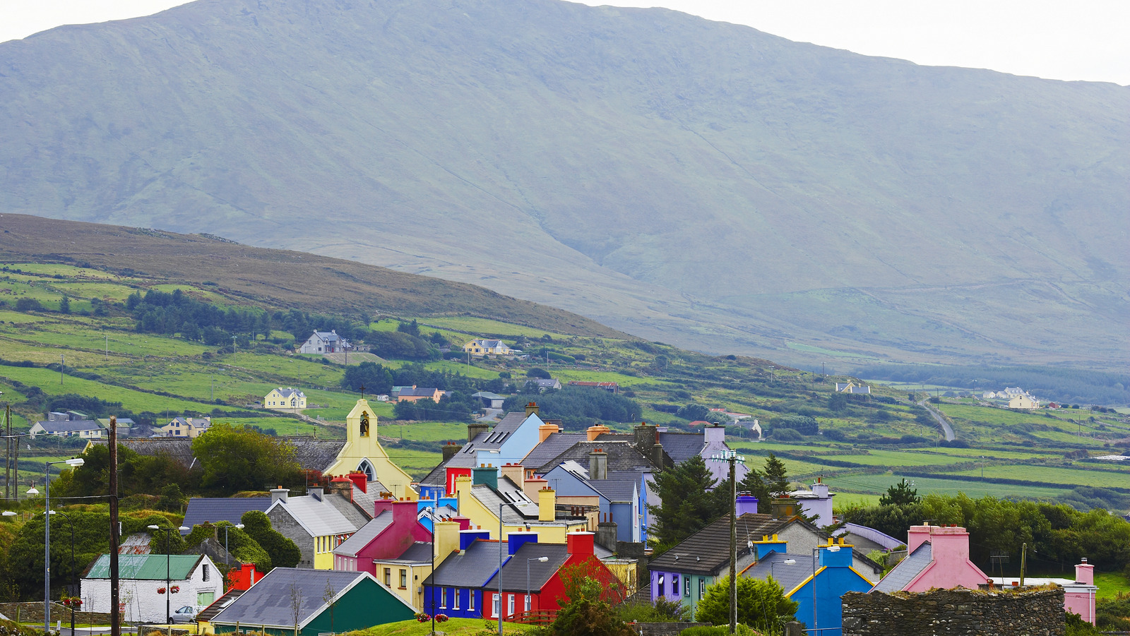 La péninsule négligée d'Irlande propose des villages colorés, un charme de montagne et des vues côtières peu fréquentées