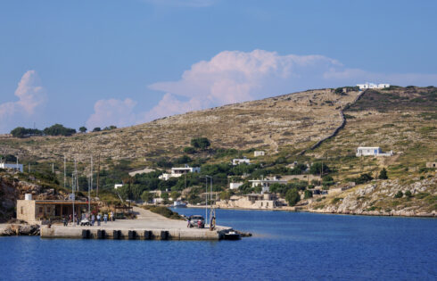 La escapade la plus relaxante de la Grèce est une petite paire d'îles où avoir «rien à faire» est l'attraction