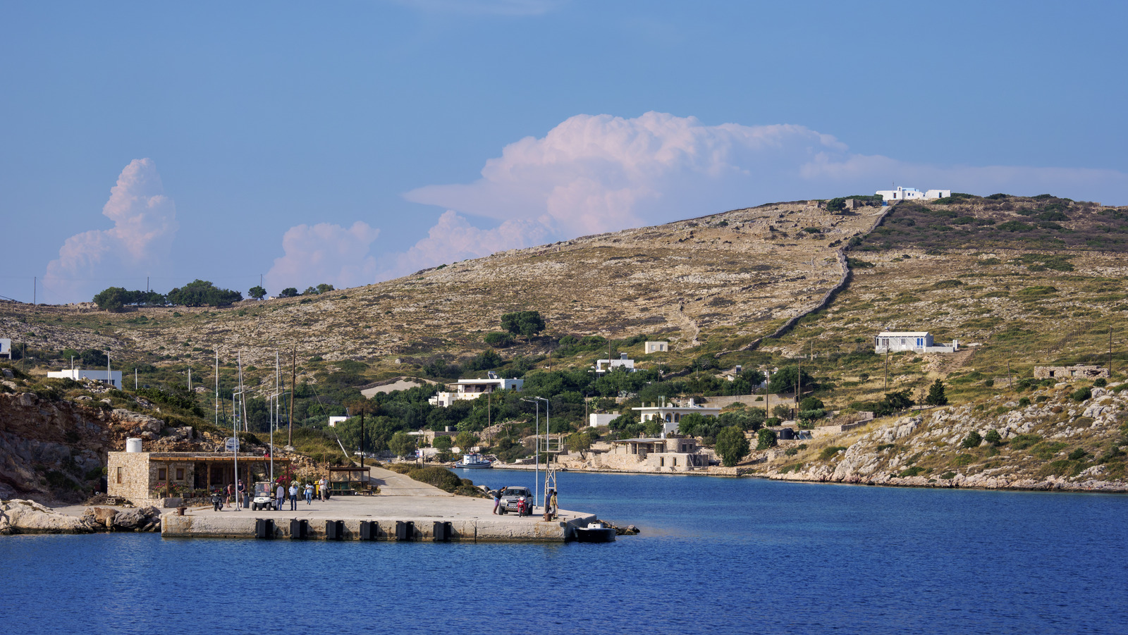 La escapade la plus relaxante de la Grèce est une petite paire d'îles où avoir «rien à faire» est l'attraction