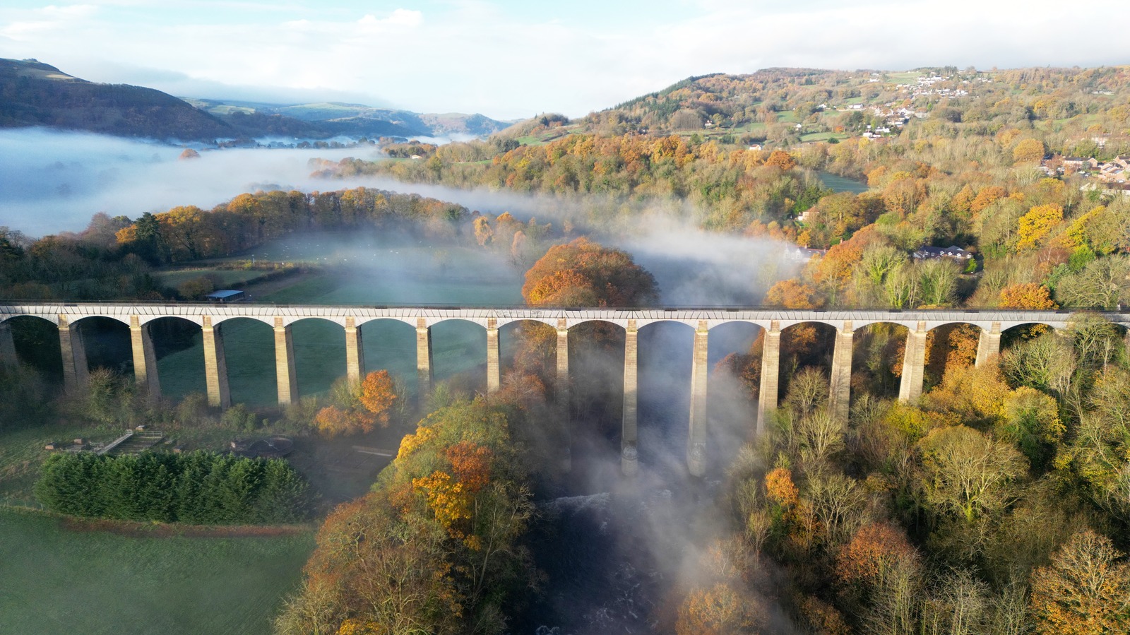 Le dramatique du «stream dans le ciel» de la Grande-Bretagne est une destination unique et non pour les moins de cœur