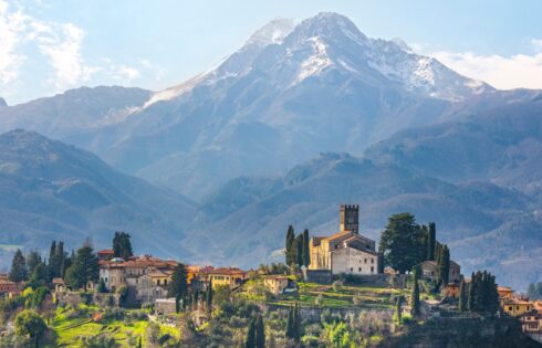 Le coin Italie sous le radar de la Toscane a des montagnes enneigées et une randonnée épique qui rivalisent avec les Alpes