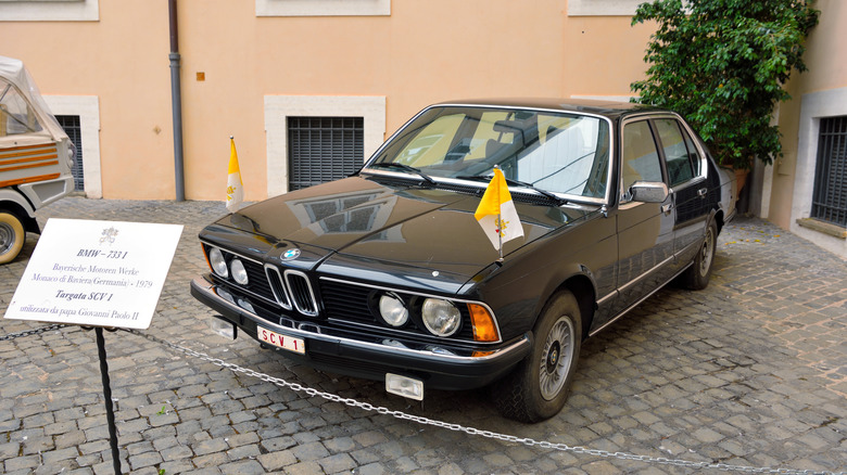 BMW 733i à Castel Gandolfo