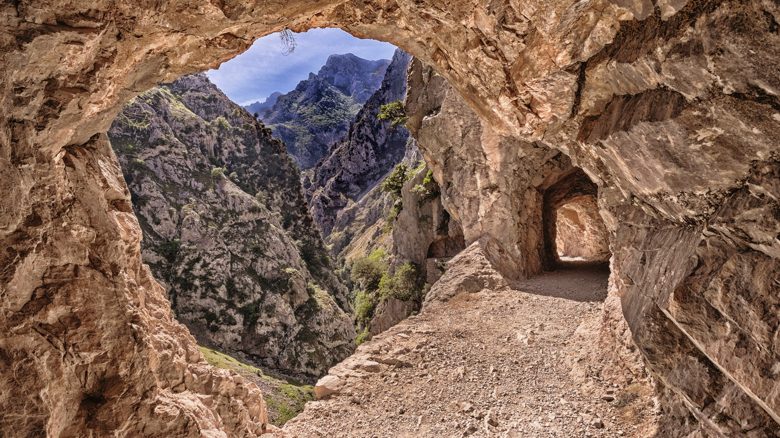 Le «Grand Canyon d'Espagne» est une gorge sauvage sillonnante par un sentier de randonnée du parc national épique