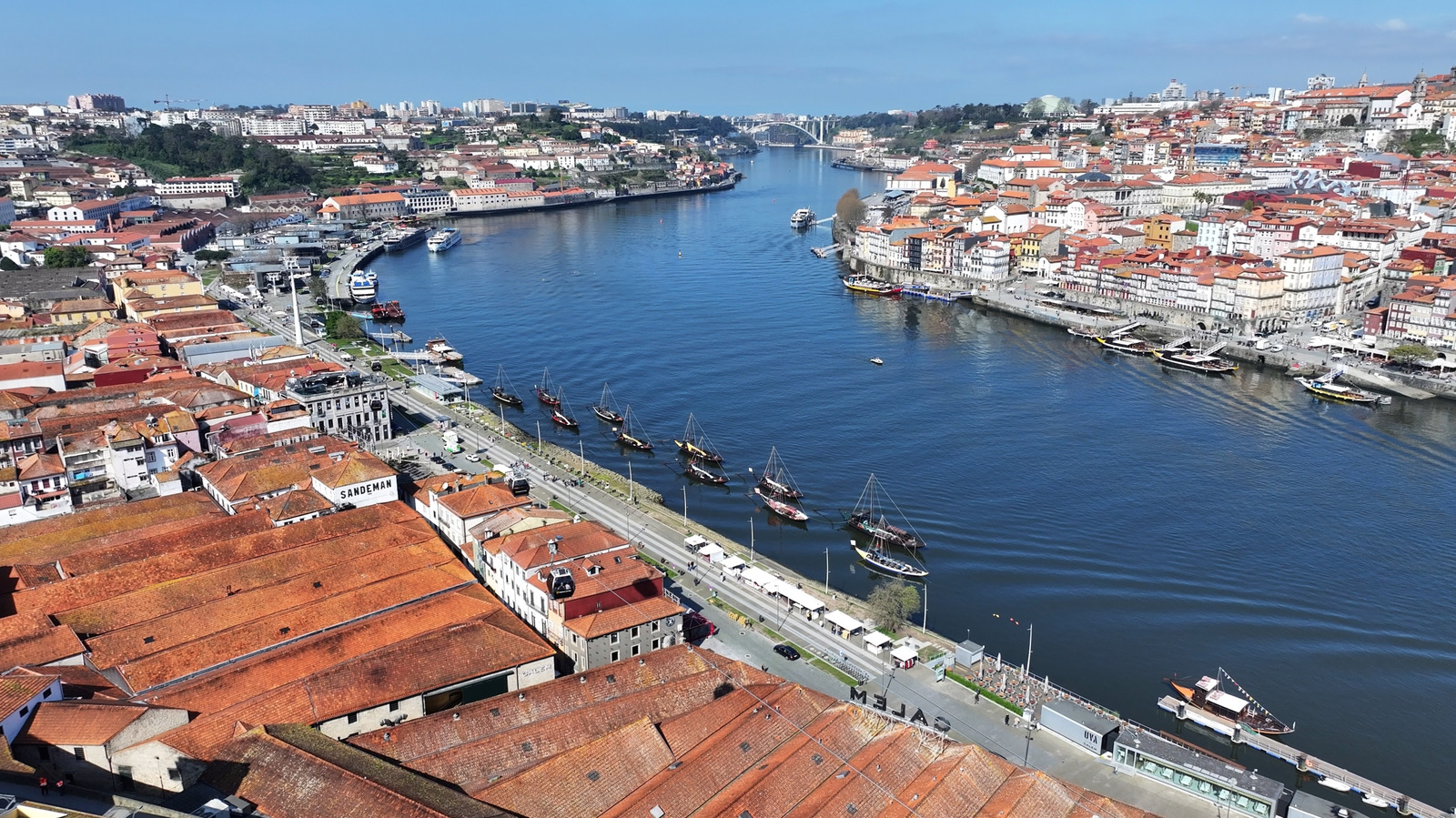 Rick Steves dit que cette destination particulière est une visite incontournable pour la dégustation de vin à Porto