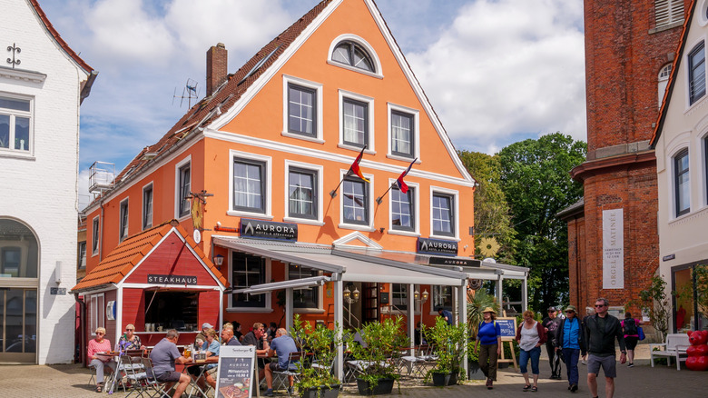 touristes marchant à Kappeln