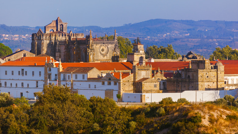 Château de Templiers des chevaliers à Tomar, au Portugal,