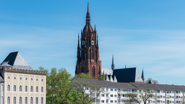 Un coup du dôme historique de la cathédrale Saint-Bartholomew.